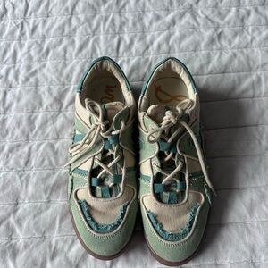 Sam Edelman Green and Cream Sneakers